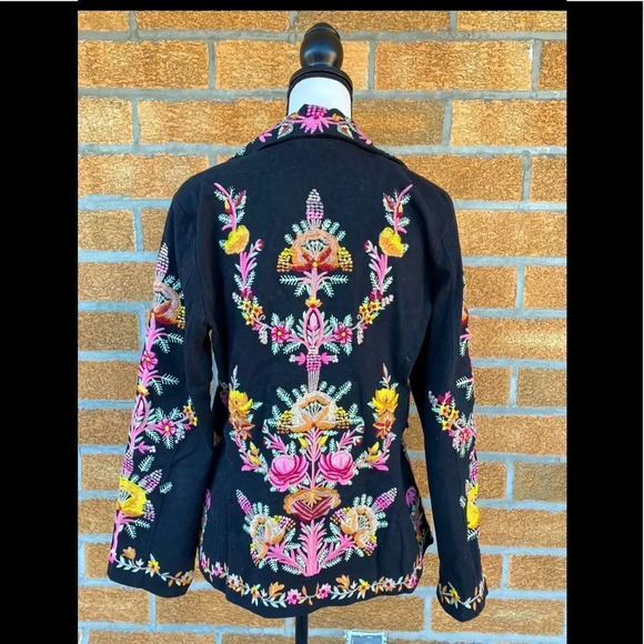 Hopeless Romantic Natalya Embroidered Jacket - Picture 7 of 12